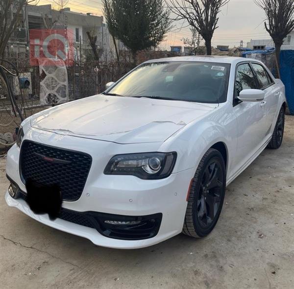 Chrysler for sale in Iraq